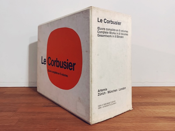 ル・コルビュジエ全作品集 全8巻セット Le Corbusier: OEuvre complete en 8 volumes ｜ 建築書・作品集 |  古本・版画・骨董の出張買取 | 大阪の古書 象々